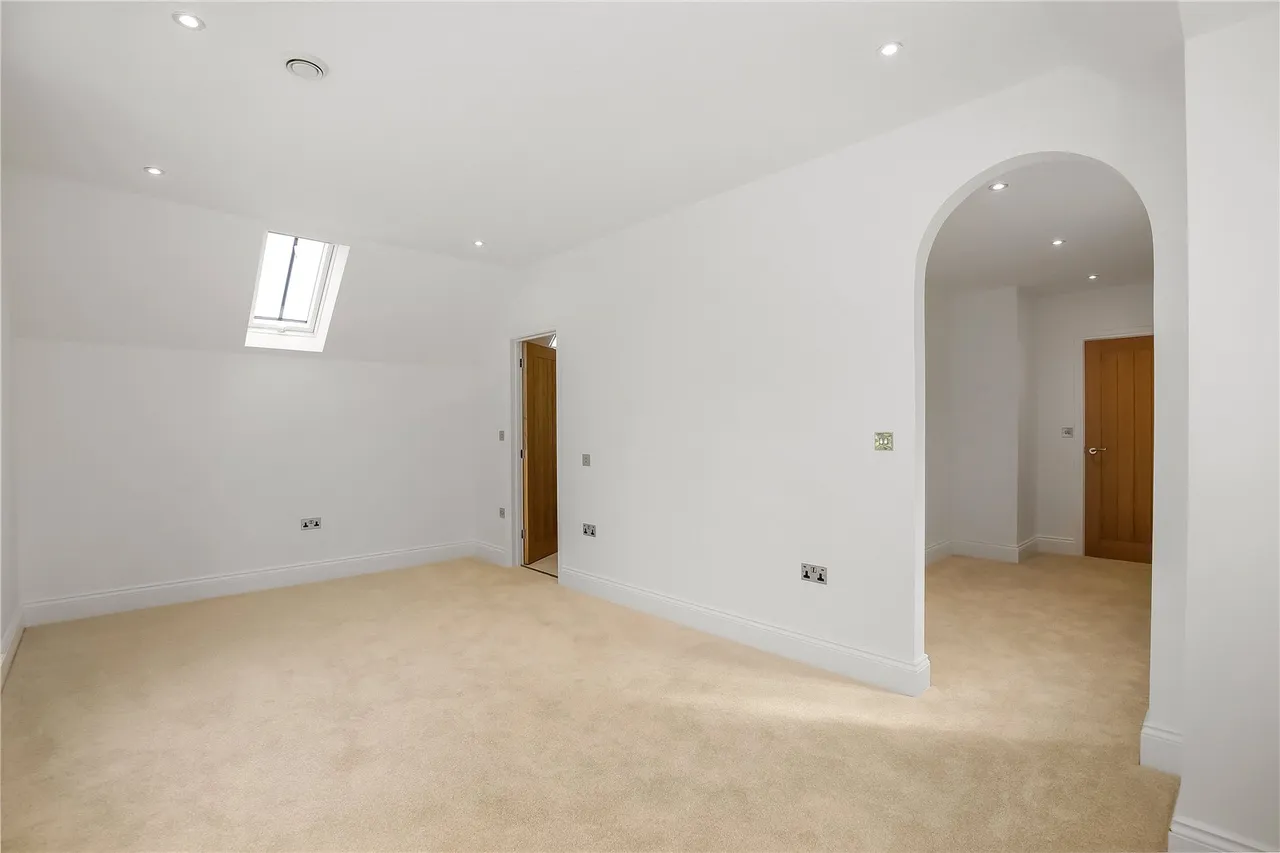 Chapel Lane, Bishopstone, Salisbury, Wiltshire, SP5 4BT, photo 11