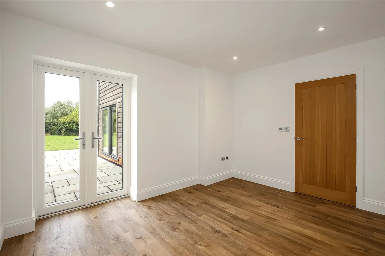 Chapel Lane, Bishopstone, Salisbury, Wiltshire, SP5 4BT, photo 9