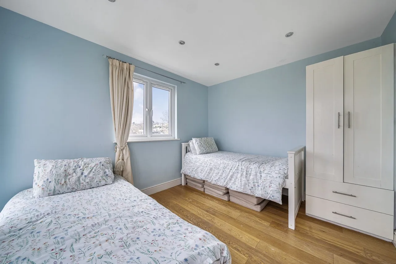 Friern Road, SE22, photo 9