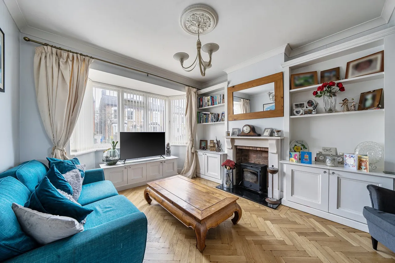 Friern Road, SE22, photo 2