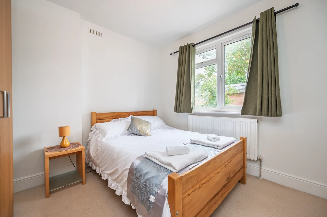 2a Windermere Avenue, London, photo 5