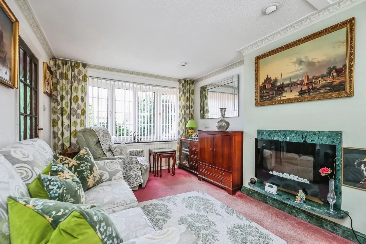 Gisburn Close, Silverdale, Nottingham, NG11, photo 10