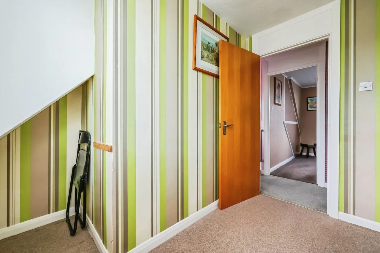 Gisburn Close, Silverdale, Nottingham, NG11, photo 14