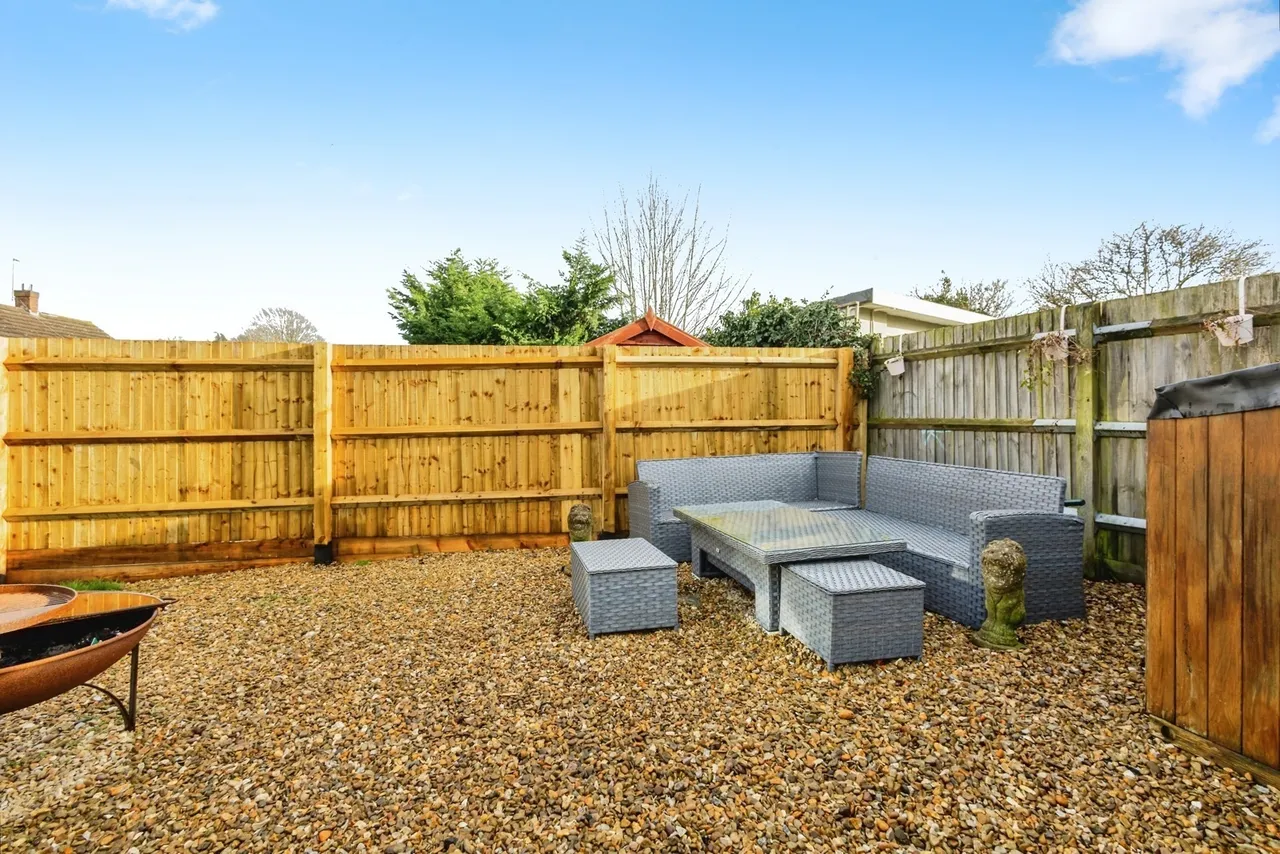 Orchard Close, Wootton, Northampton, Northamptonshire, NN4, photo 21