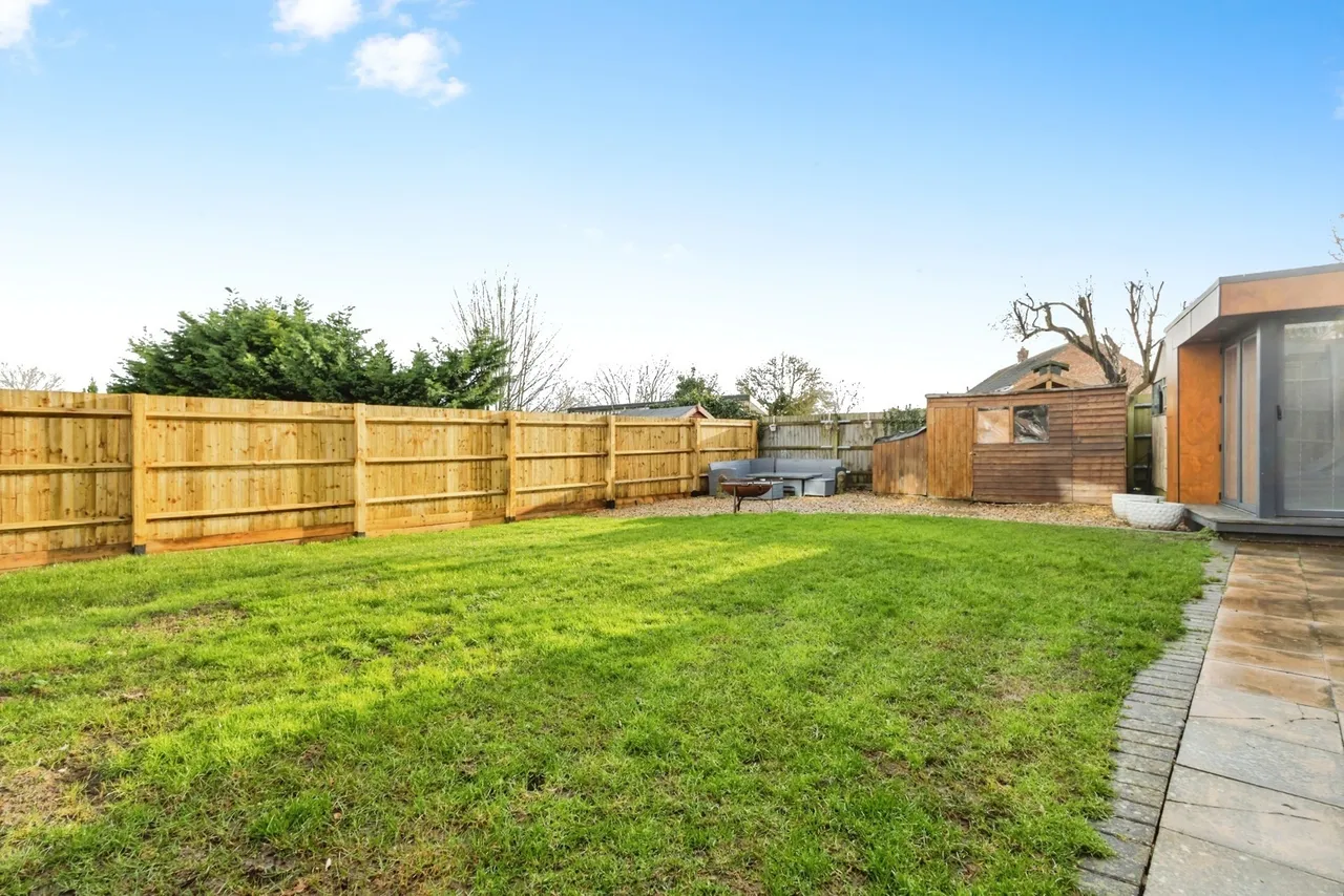 Orchard Close, Wootton, Northampton, Northamptonshire, NN4, photo 19