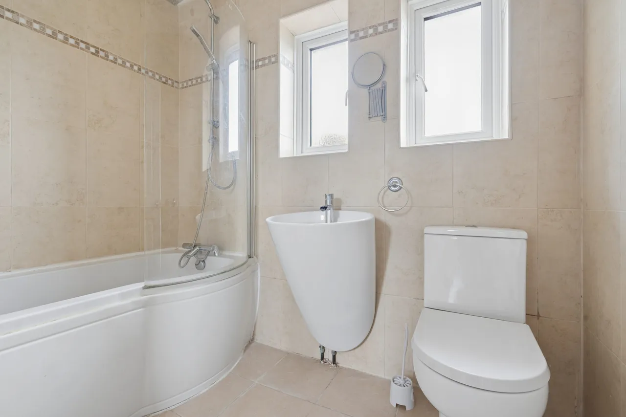 Garston Lane, Watford, WD25, photo 13