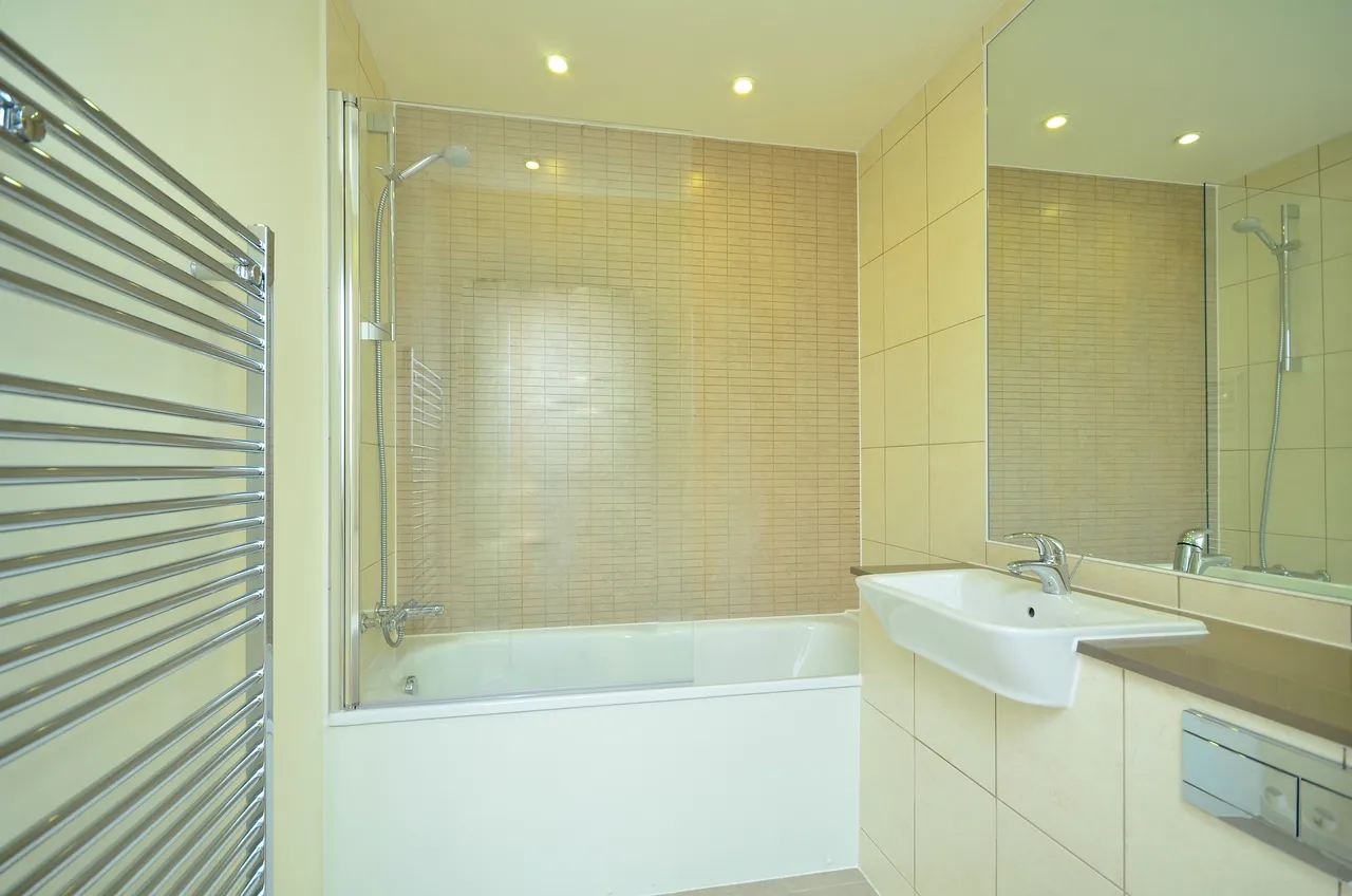4 Beckett Court, 7 Burdett Road, London, photo 4