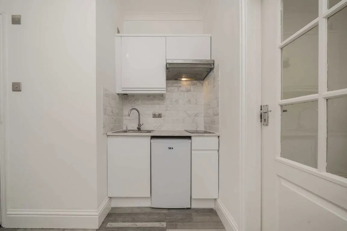 Hammersmith Grove, W6, photo 4