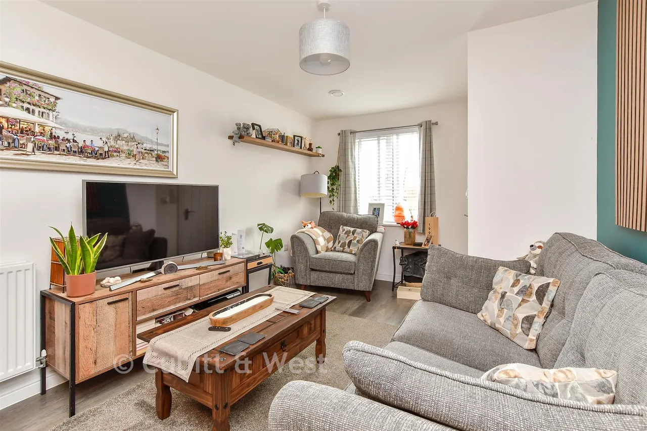 Bloom Close, Worthing, BN13, photo 2