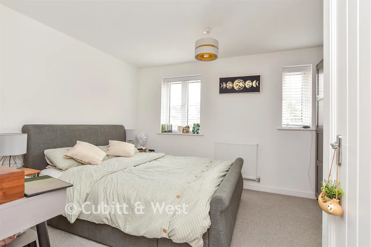 Bloom Close, Worthing, BN13, photo 6