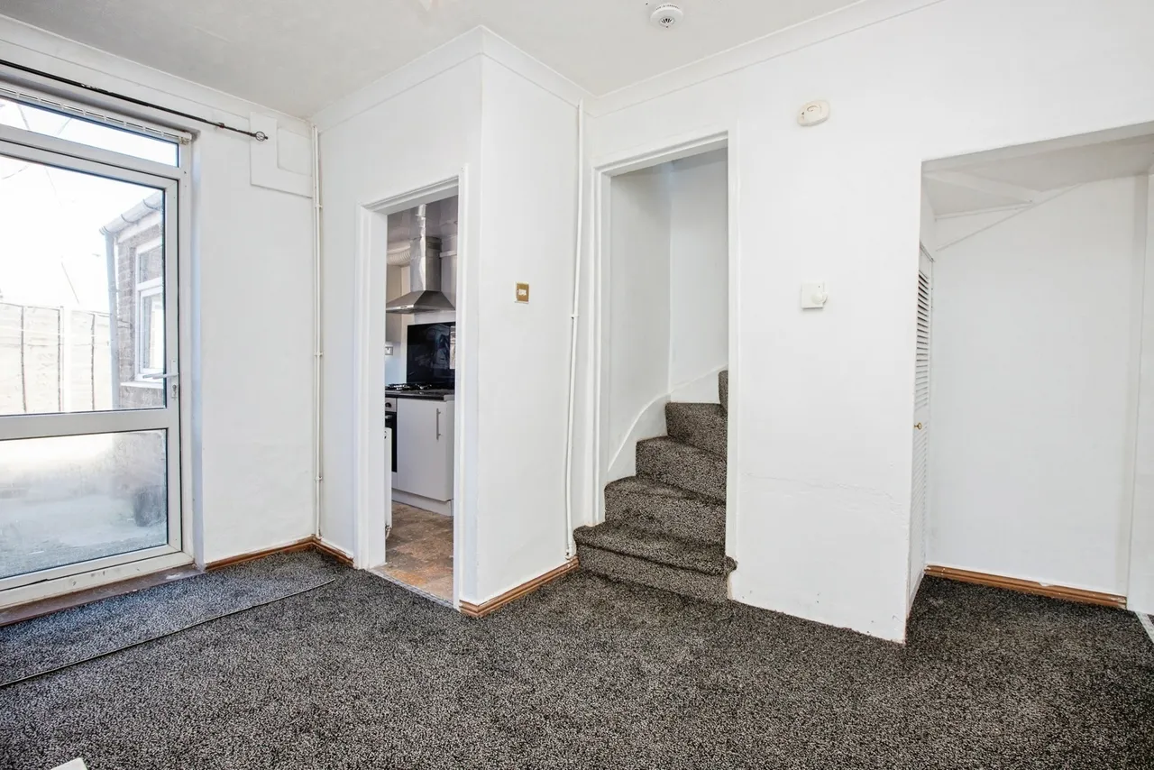 Westfield Lane, Mansfield, NG19, photo 7