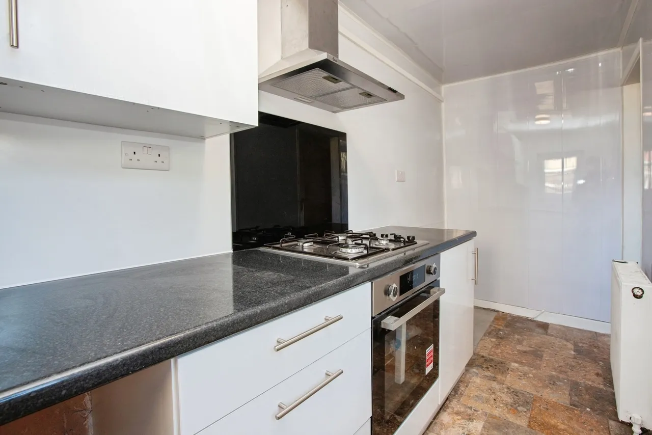 Westfield Lane, Mansfield, NG19, photo 9