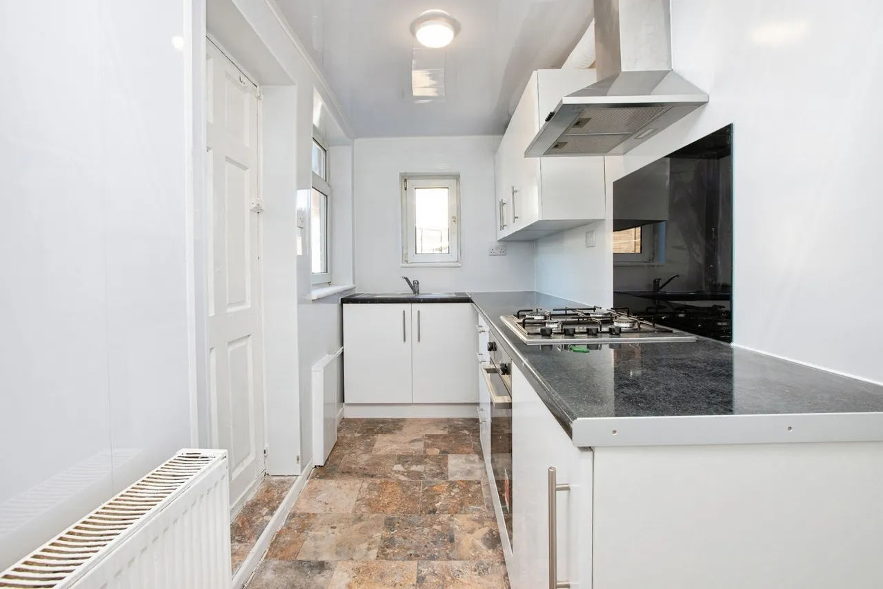 Westfield Lane, Mansfield, NG19, photo 8