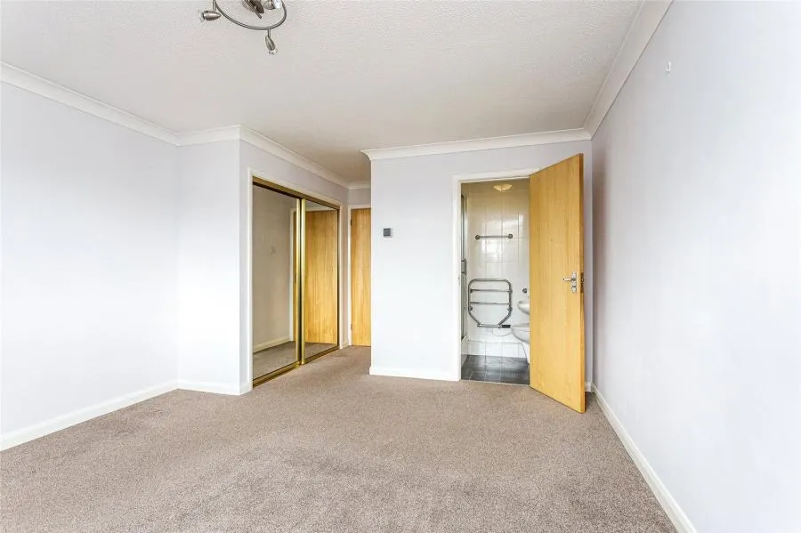 Newlyn Way, Port Solent, PO6, photo 6