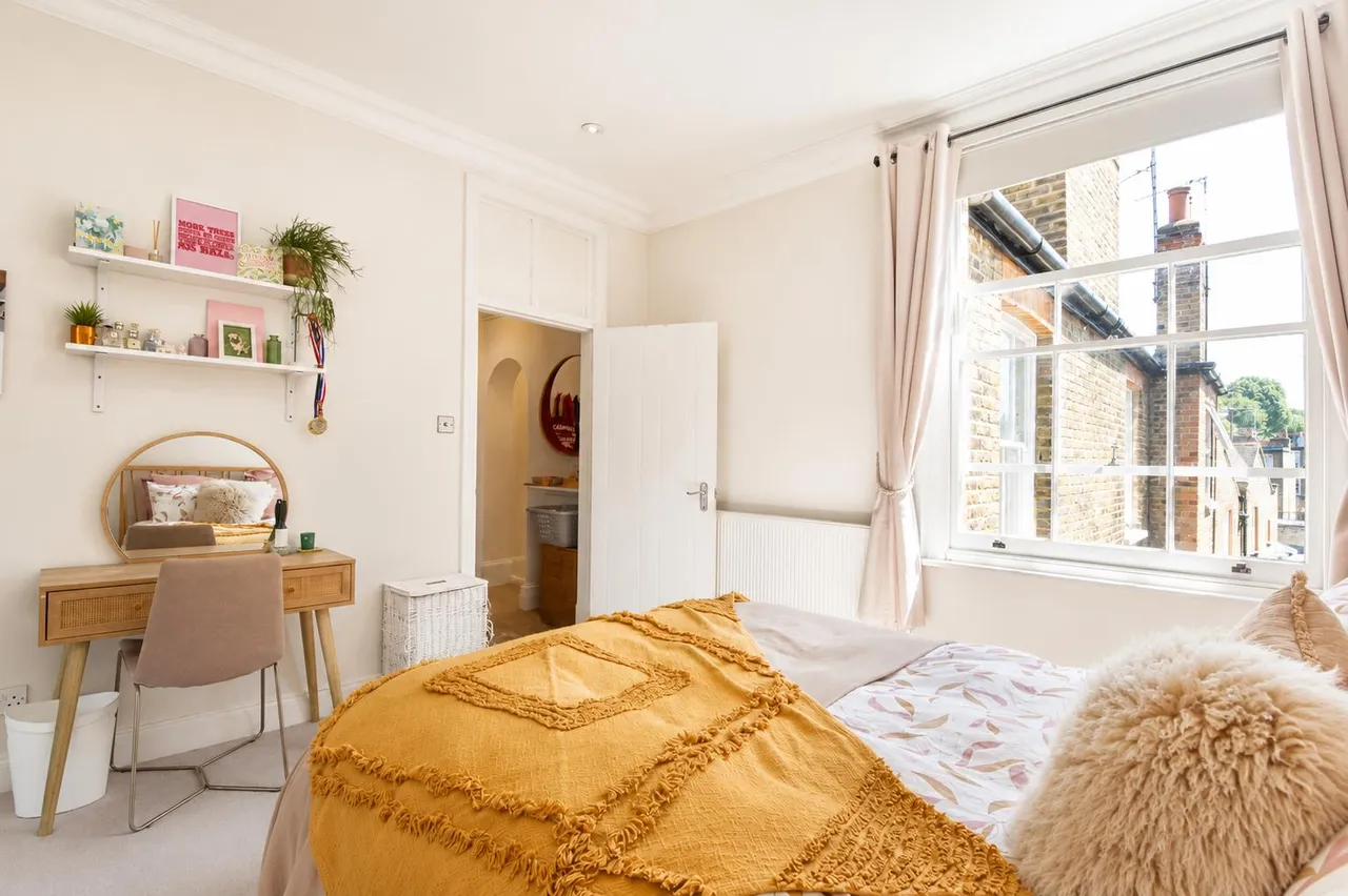 Upper Richmond Road West, East Sheen, SW14, photo 6