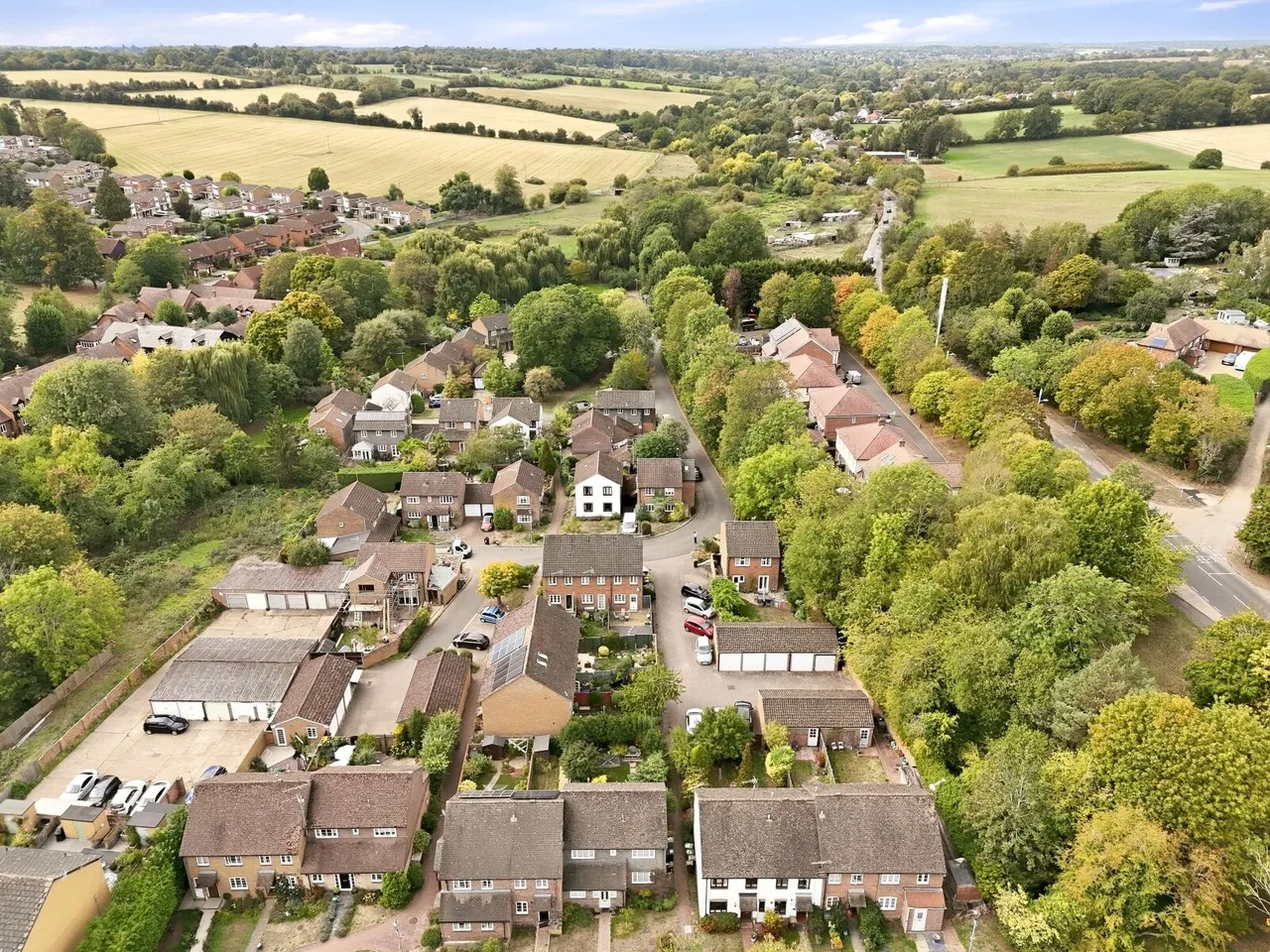 Kingfisher Close, Wheathampstead, AL4, photo 13