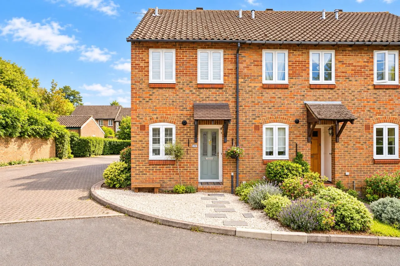 Kingfisher Close, Wheathampstead, AL4, photo 14