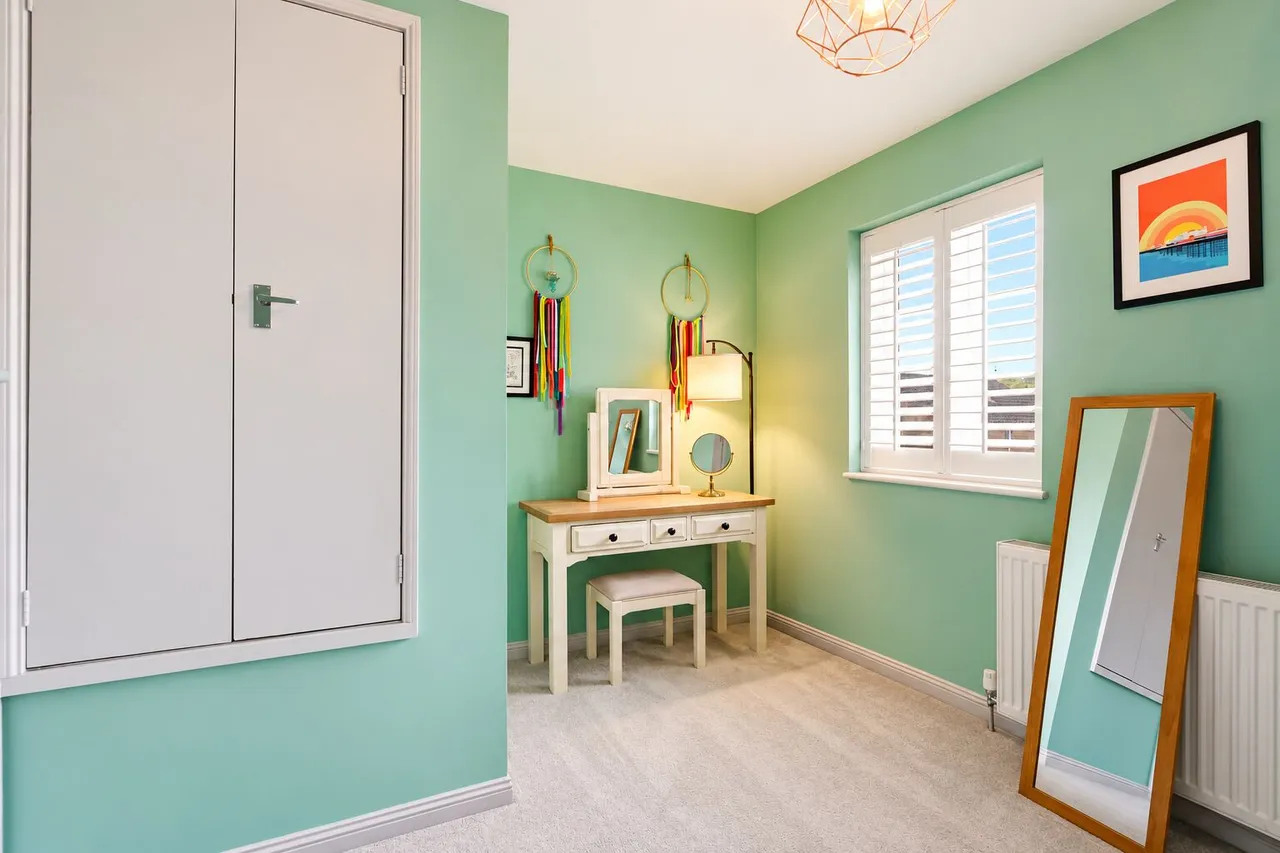 Kingfisher Close, Wheathampstead, AL4, photo 10