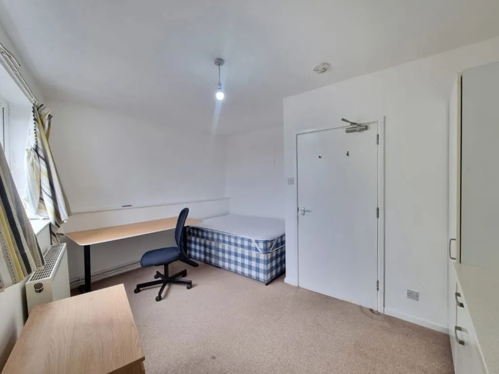 Church Gate, Derby, DE74, photo 12