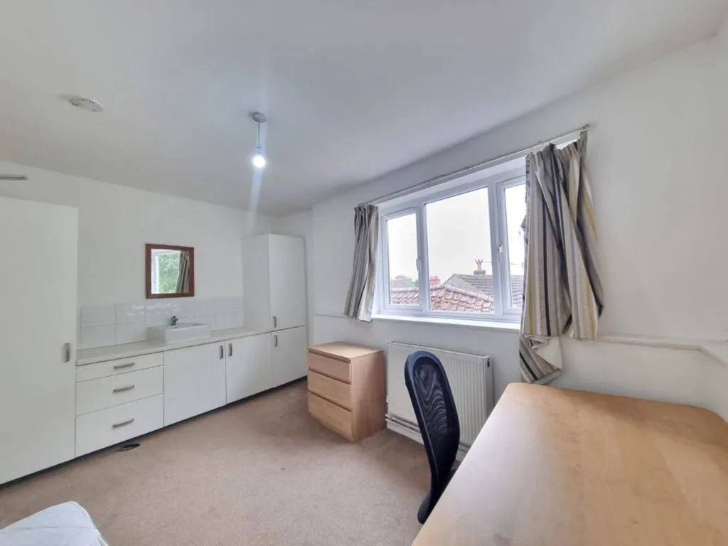 Church Gate, Derby, DE74, photo 3
