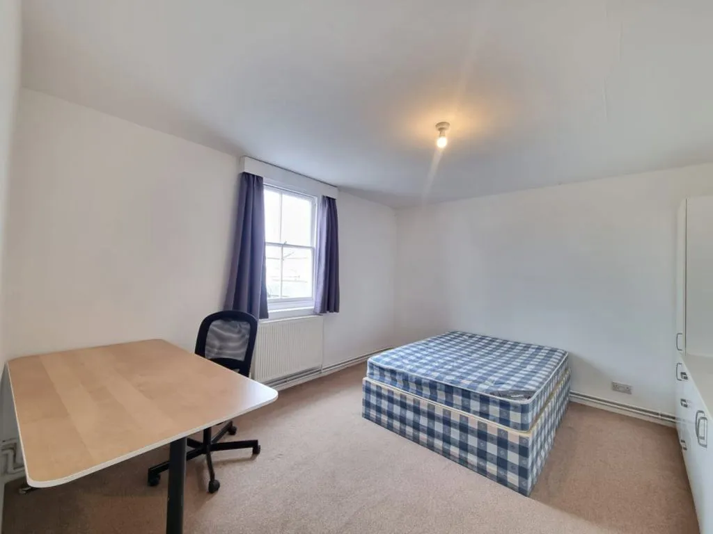 Church Gate, Derby, DE74, photo 4