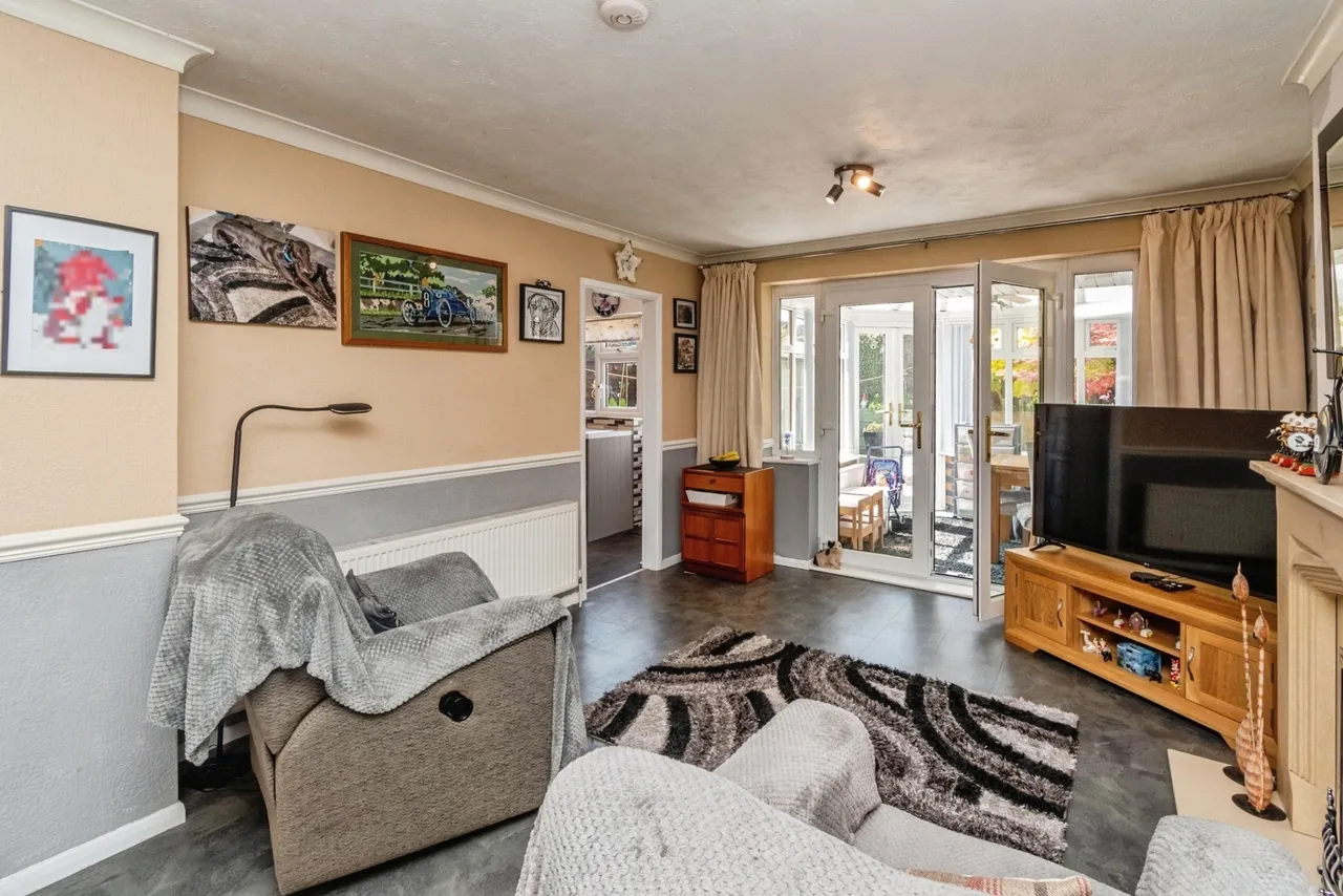 Mount Close, Cheslyn Hay, Walsall, WS6, photo 5
