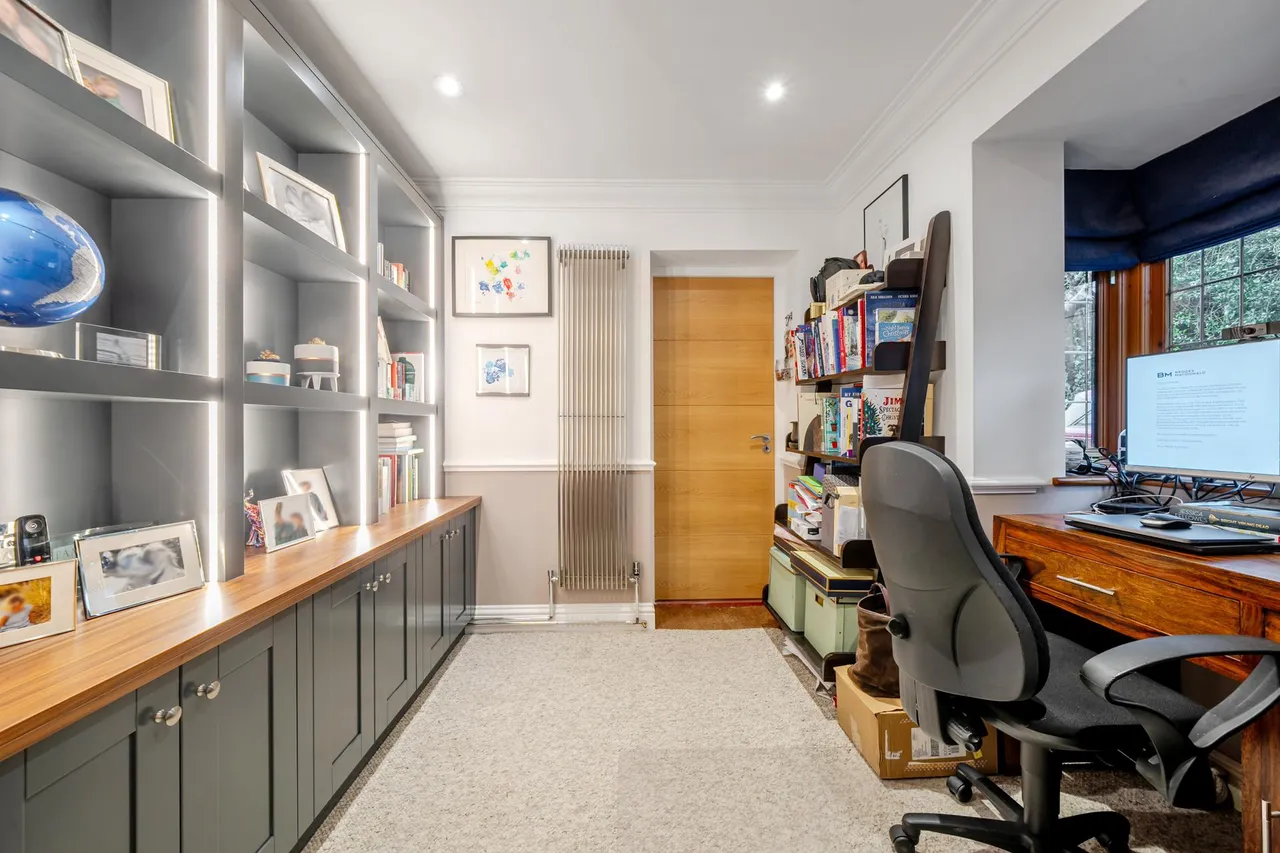 Woodland Way, Kingswood, KT20, photo 18