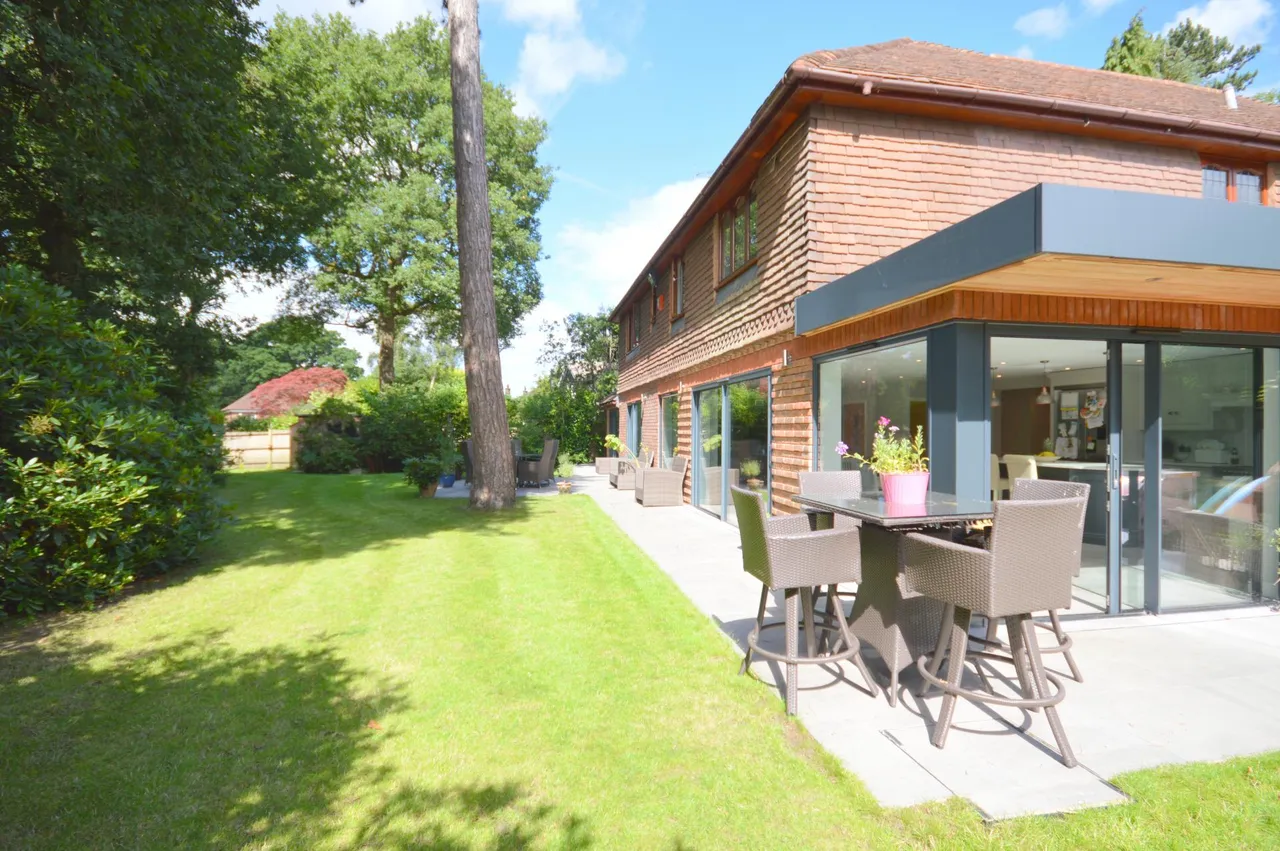 Woodland Way, Kingswood, KT20, photo 34