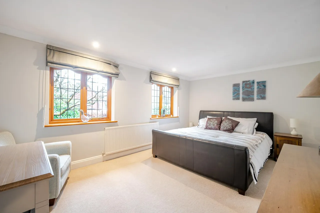 Woodland Way, Kingswood, KT20, photo 28