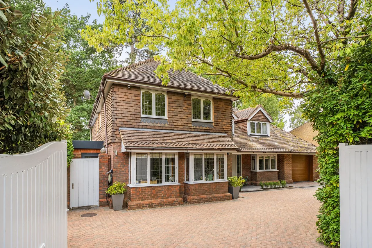 Woodland Way, Kingswood, KT20, photo 40