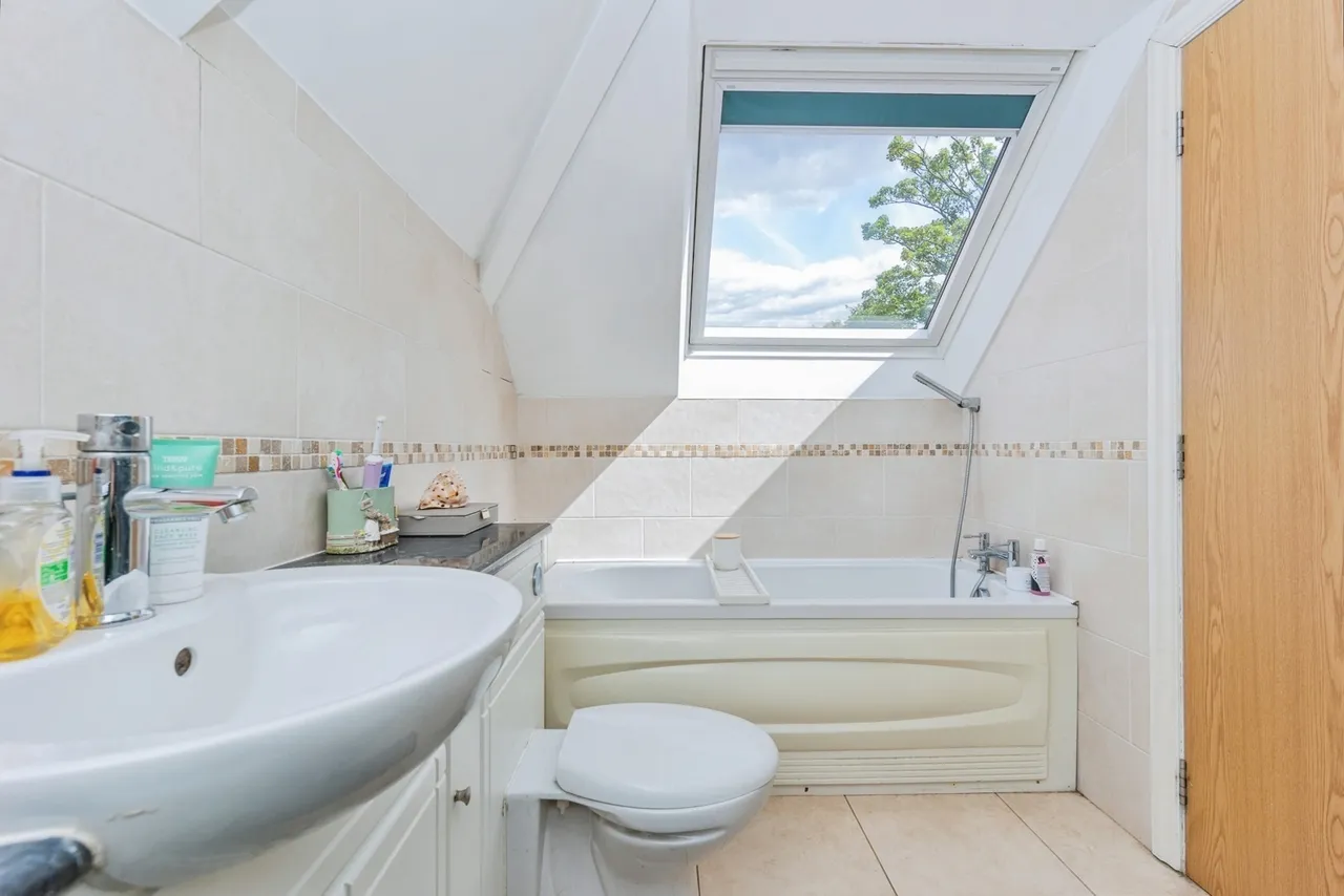 Edge Lane, Chorlton, Manchester, M21, photo 12