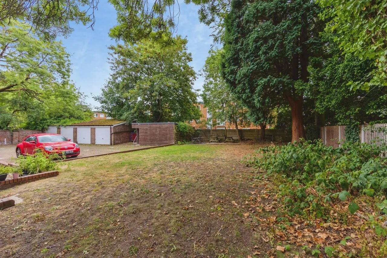 Edge Lane, Chorlton, Manchester, M21, photo 17