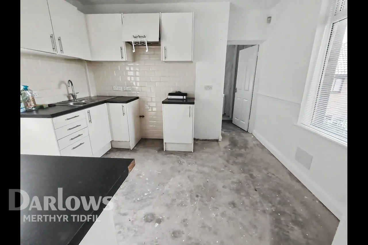 Church Street, Tredegar, photo 6