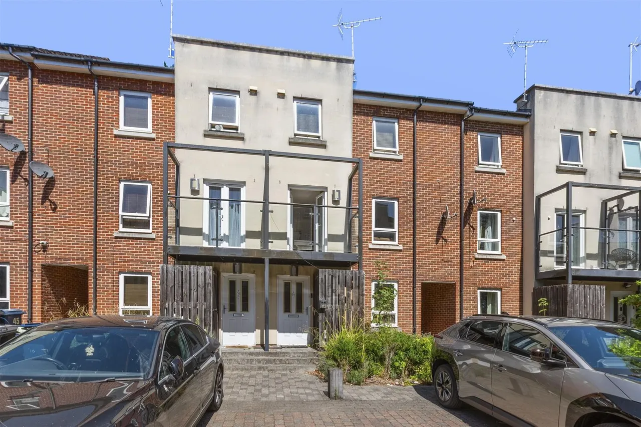 Tadros Court, High Wycombe, HP13, photo 15