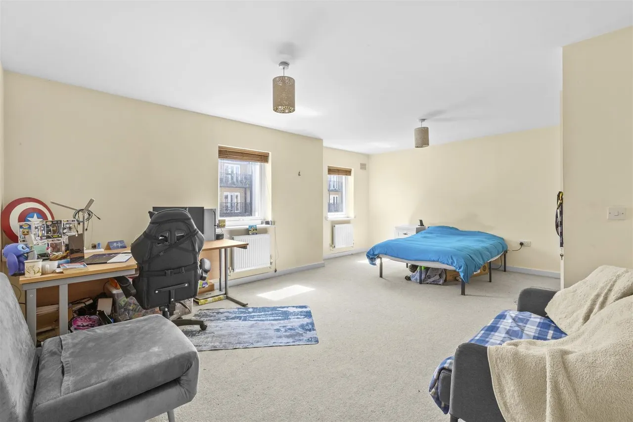 Tadros Court, High Wycombe, HP13, photo 6