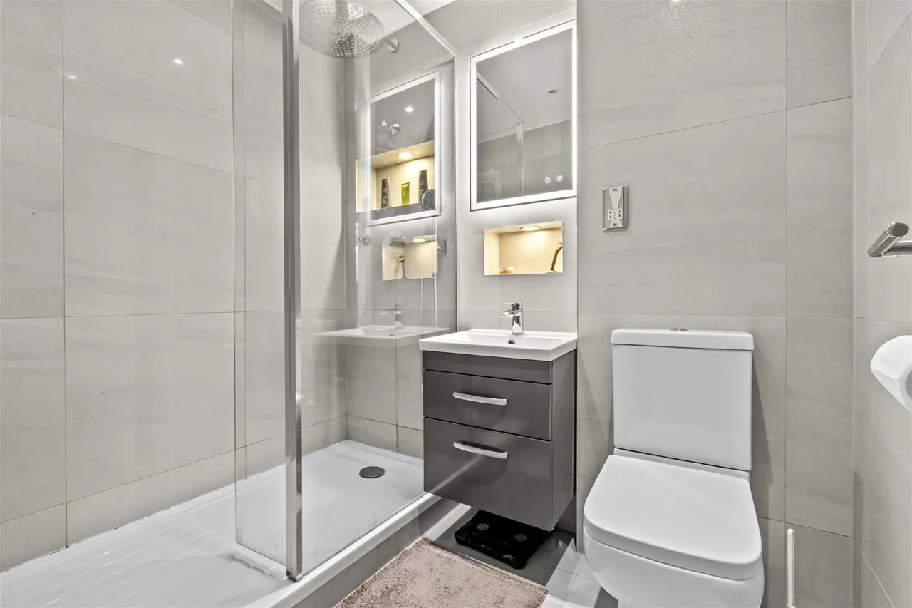 Tadros Court, High Wycombe, HP13, photo 11