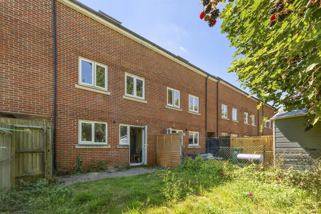 Tadros Court, High Wycombe, HP13, photo 13