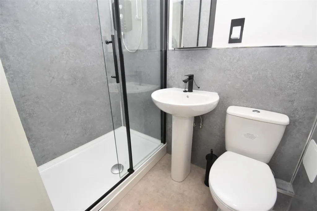 Tachbrook Road, Leamington Spa, photo 12