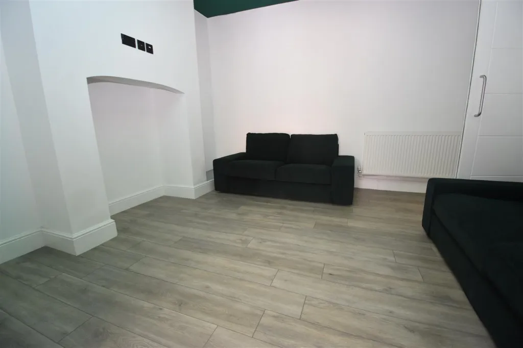 Tachbrook Road, Leamington Spa, photo 7
