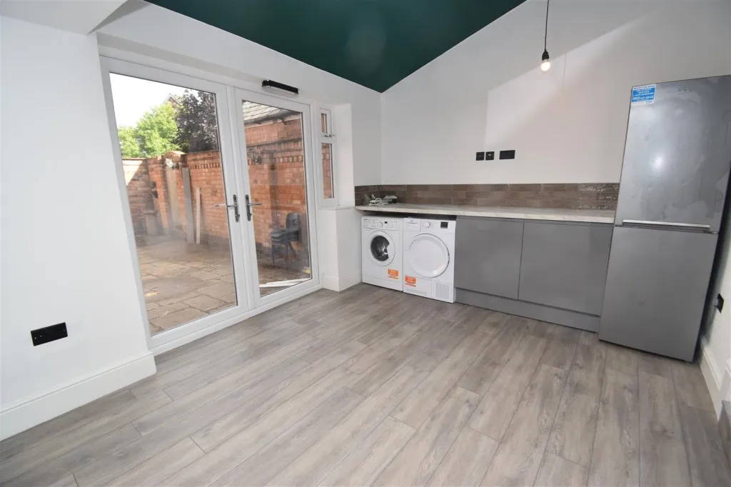 Tachbrook Road, Leamington Spa, photo 5