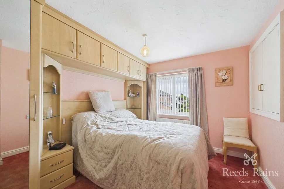 St. Albans Court, Wickersley, S66, photo 5