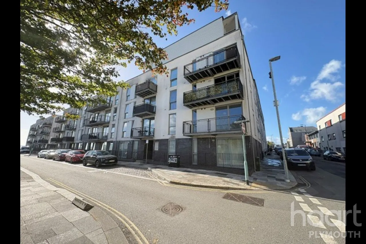2 bed flat for sale, Brittany Street, Plymouth, PL1