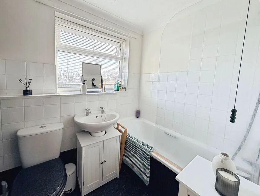 Young Close, Deal, CT14, photo 13