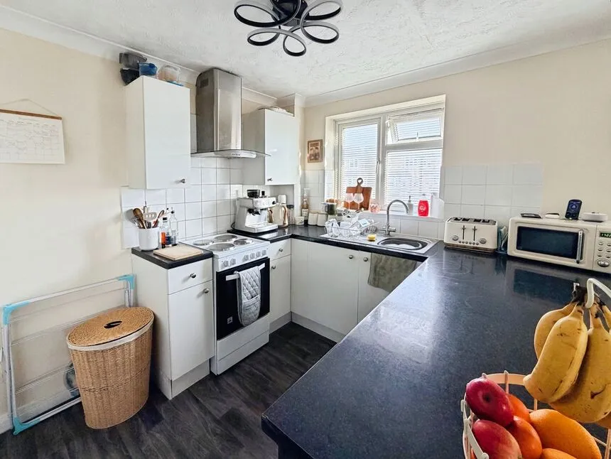 Young Close, Deal, CT14, photo 3