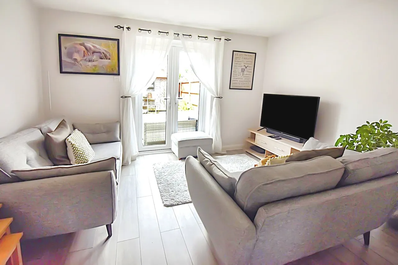 Gloster Close, Ash Vale, Aldershot, Surrey, GU12 5SS, photo 6