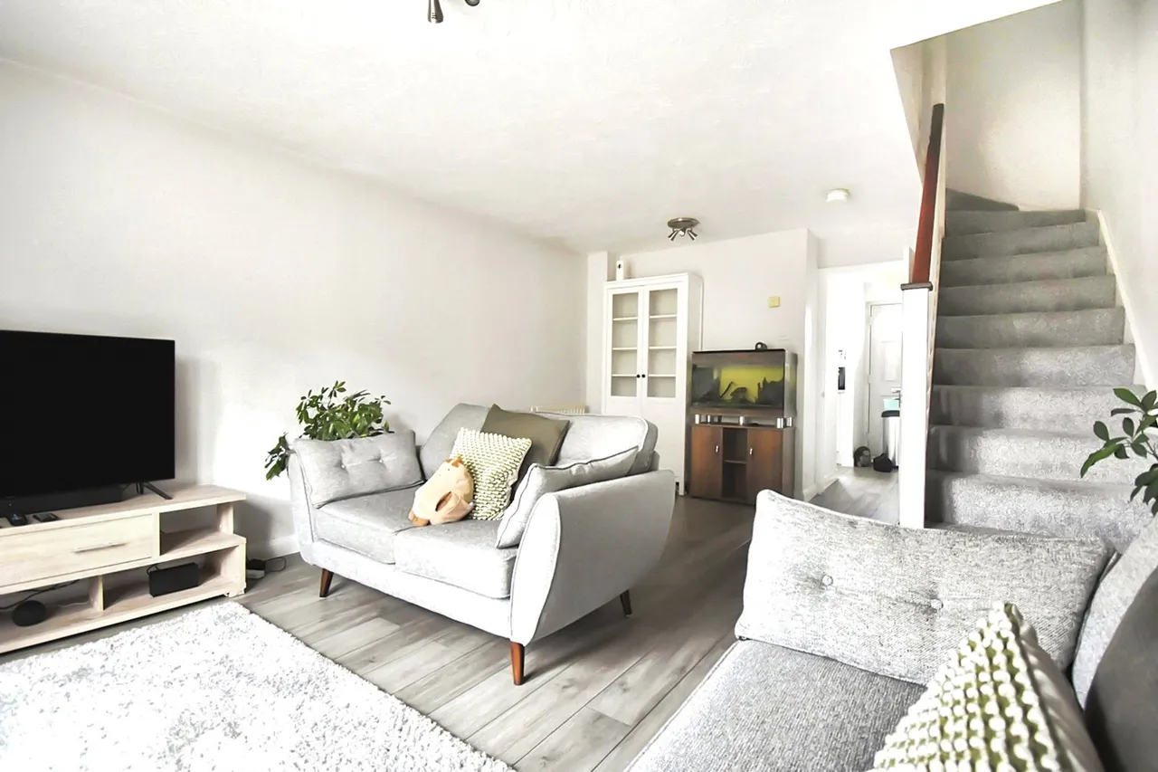 Gloster Close, Ash Vale, Aldershot, Surrey, GU12 5SS, photo 3