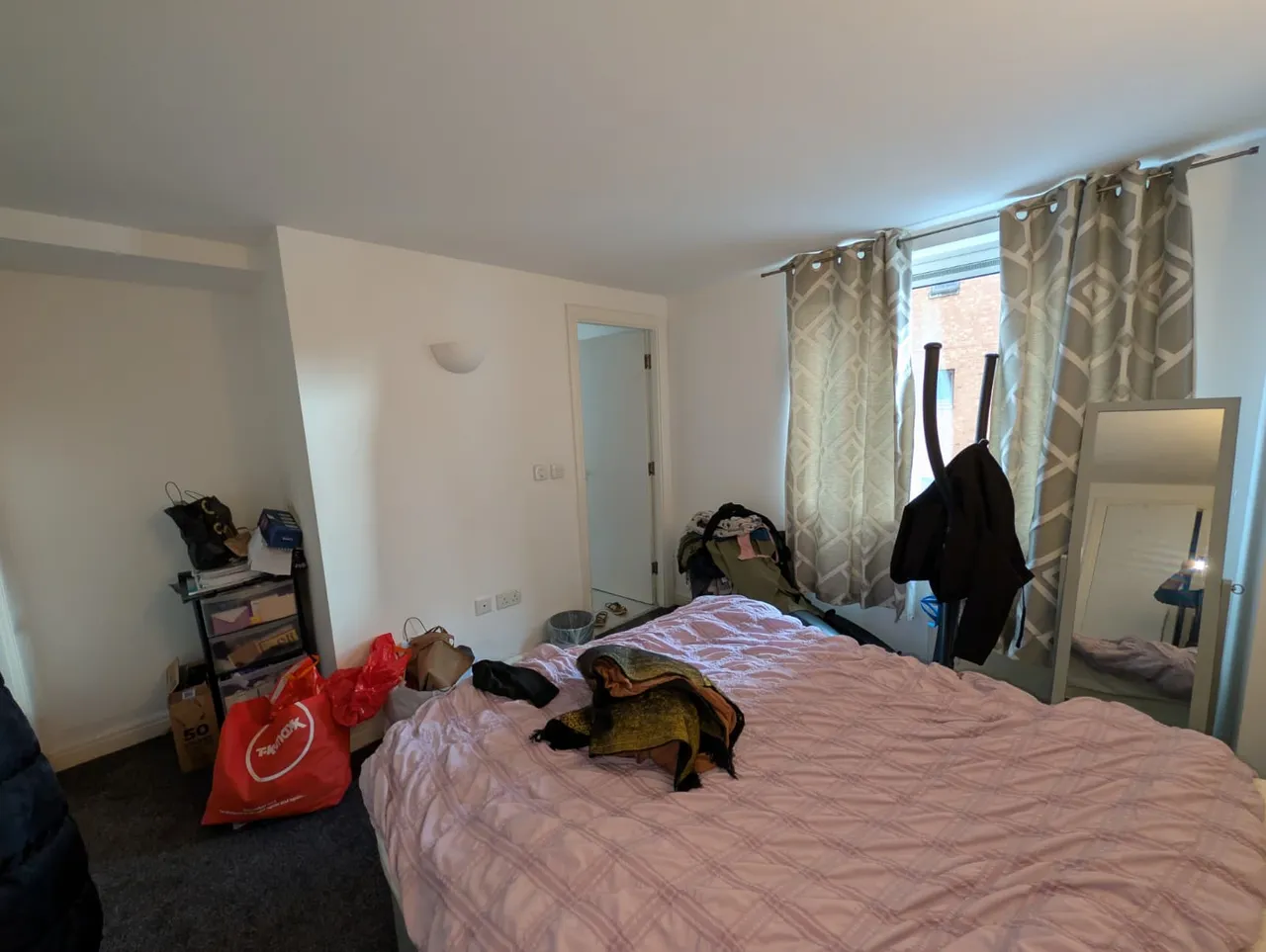 W3, Whitworth Street West, photo 12