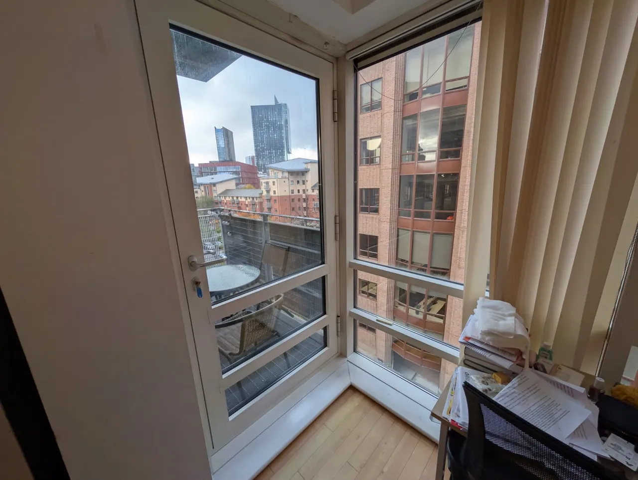 W3, Whitworth Street West, photo 4