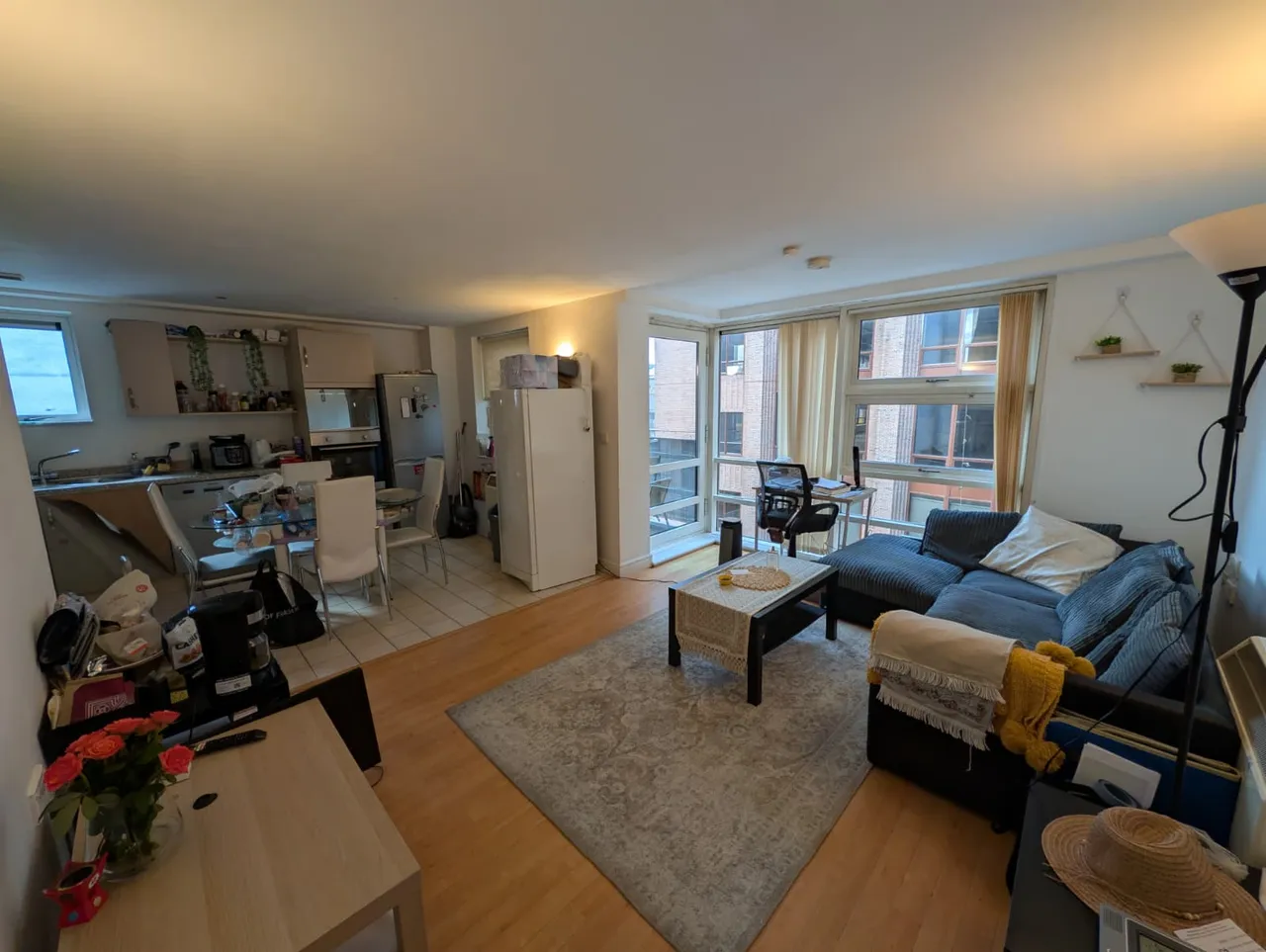 W3, Whitworth Street West, photo 3