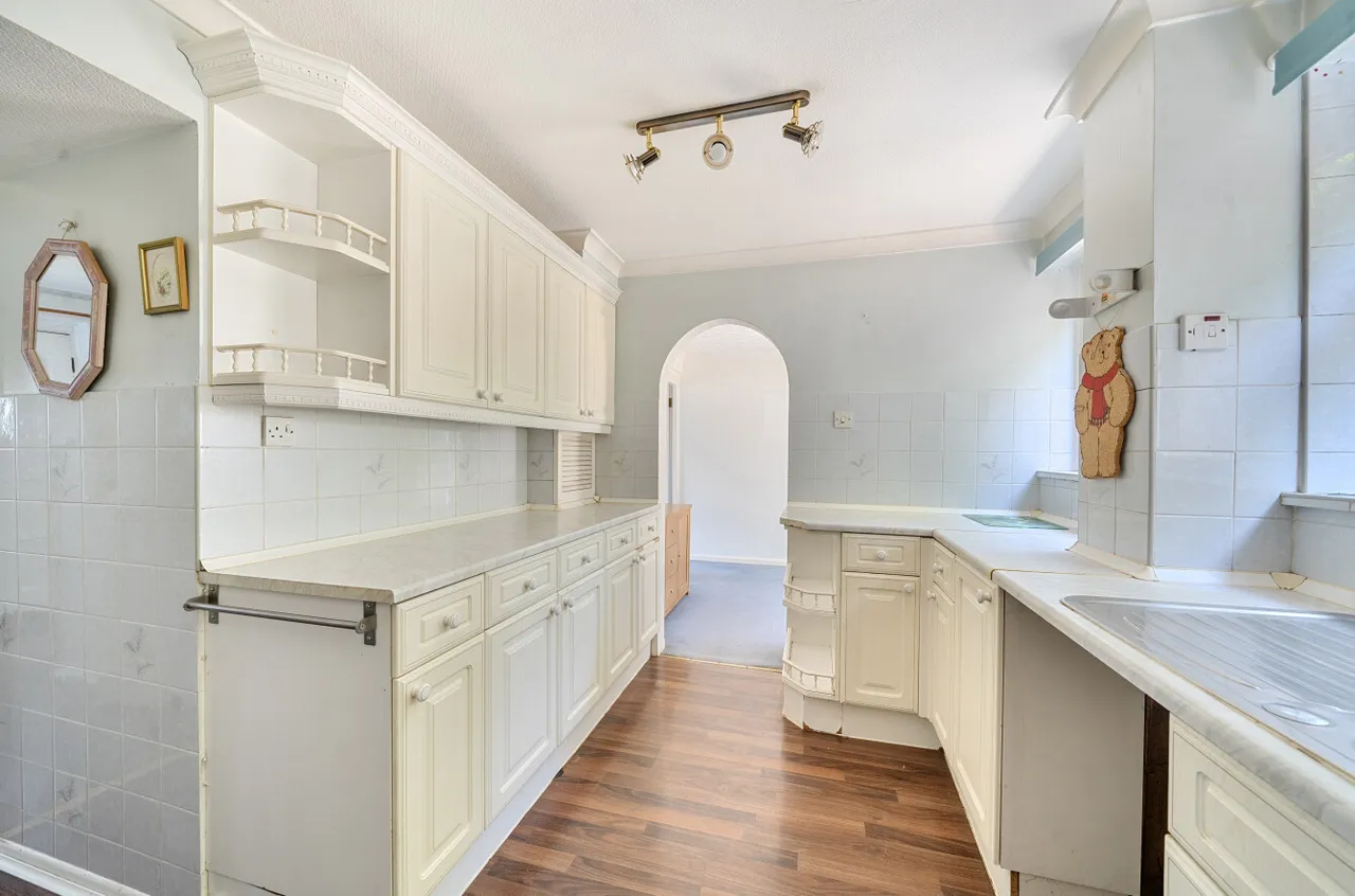 Longfield Road, Winchester, SO23, photo 2